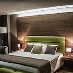 National Park & 4*