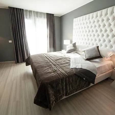 Hotel National Park & 4*