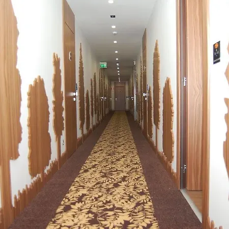 National Park & Hotel