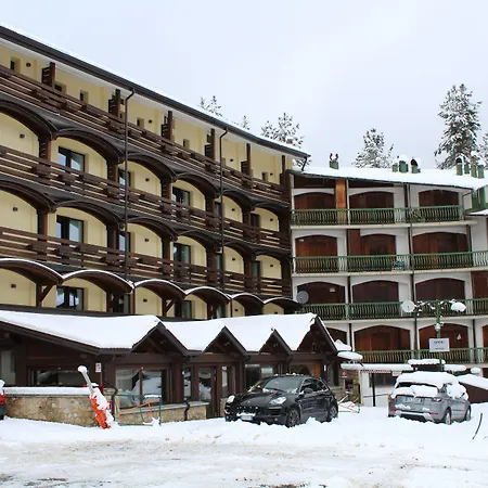 National Park & 4* Cotronei