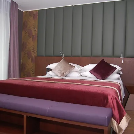 Hotel National Park & Cotronei