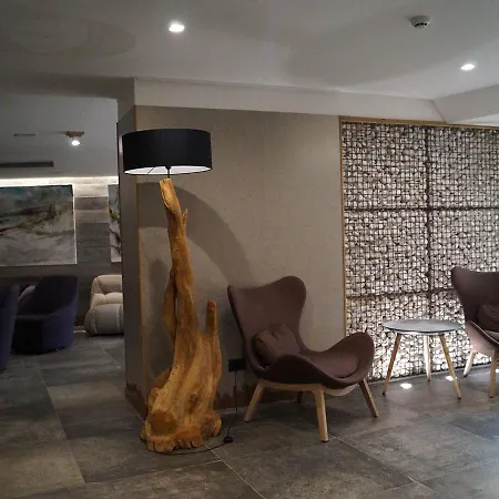 National Park & Hotel Cotronei