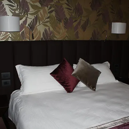 National Park & Hotel