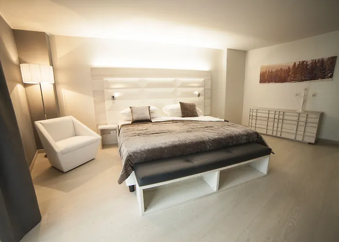 National Park & 4* Cotronei