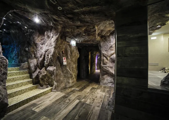 National Park & 4* Cotronei