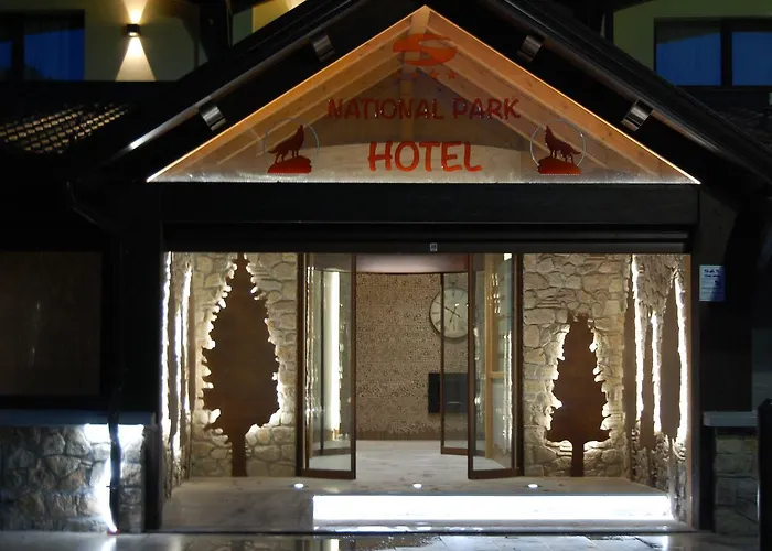 Hotel National Park & 4*