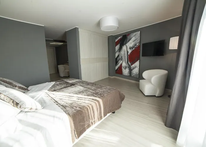 Hotel National Park &